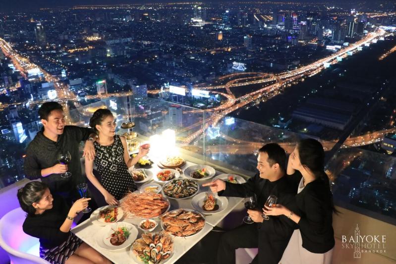 XỨ SỞ CHÙA VÀNG