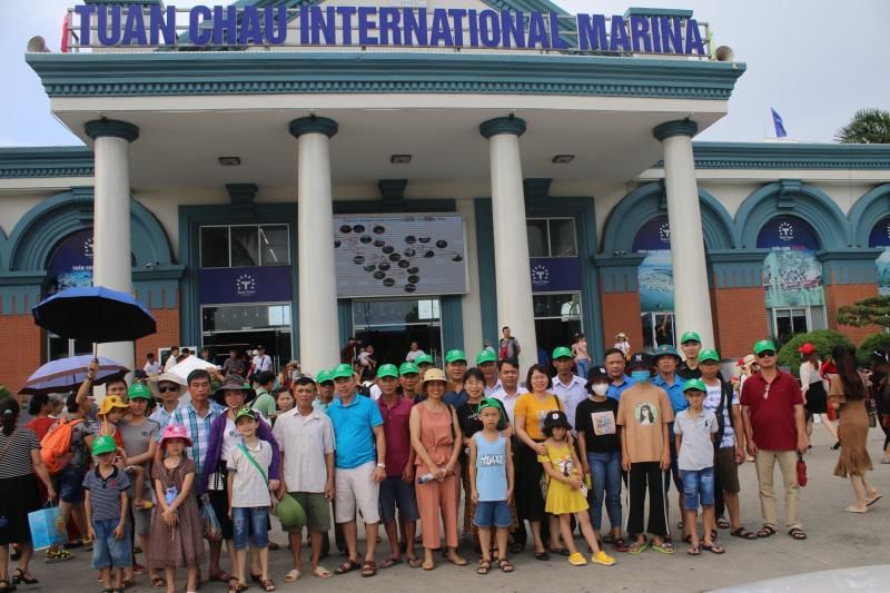 HÀ NỘI - HẠ LONG - GALA DINNER- HÀ NỘI 2N1Đ upload/attachment/thumb/4359hl-6-jpg.jpeg